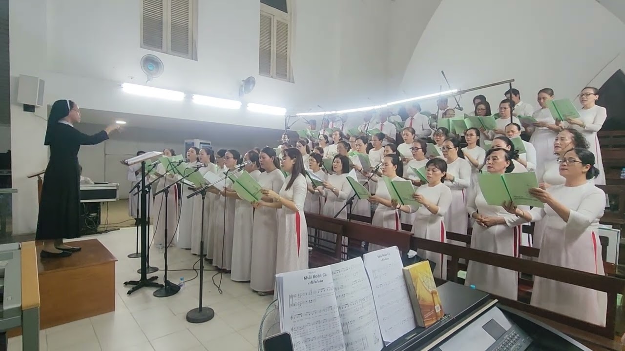 KHẢI HO&Agrave;N CA ALLELUIA