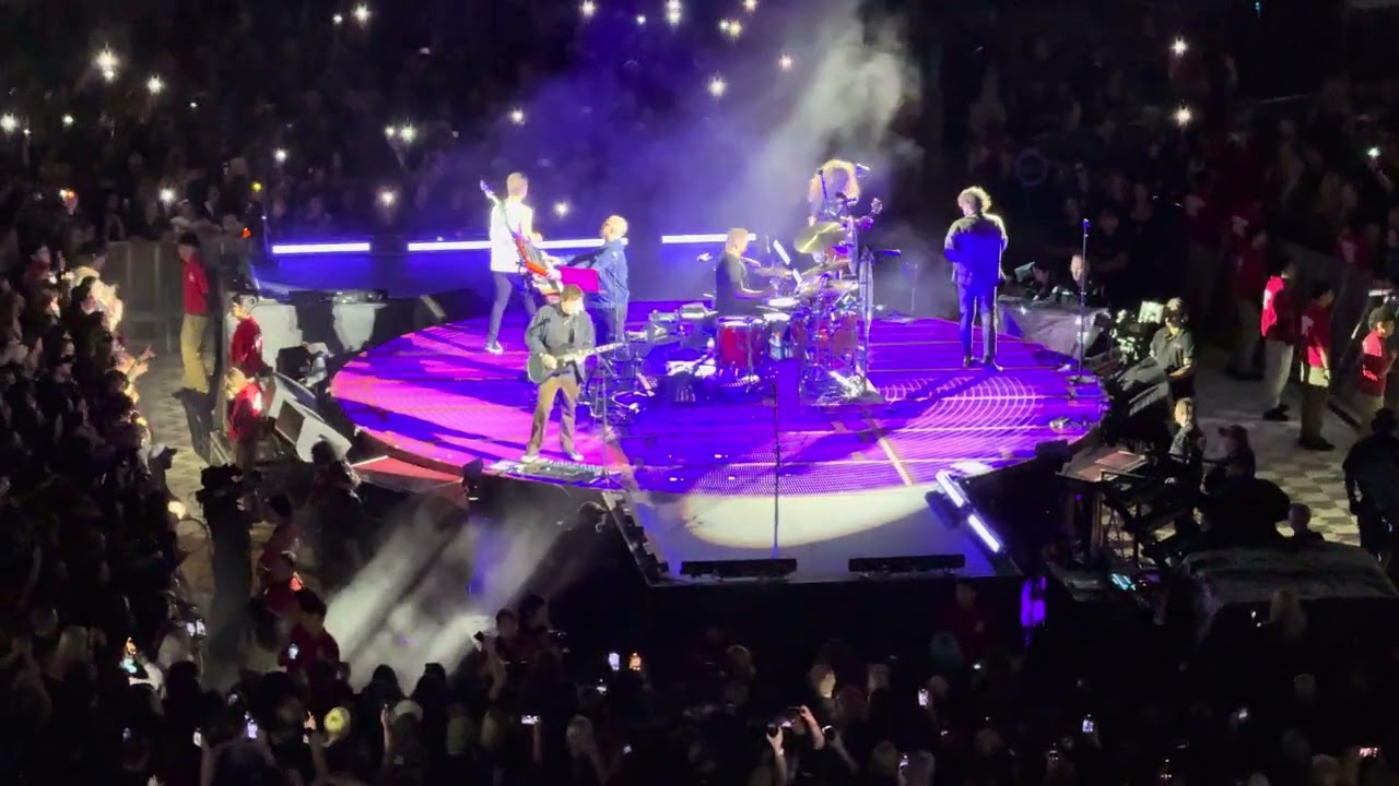 My Chemical Romance - The World Is Ugly (Chicago, 8/29/2025)