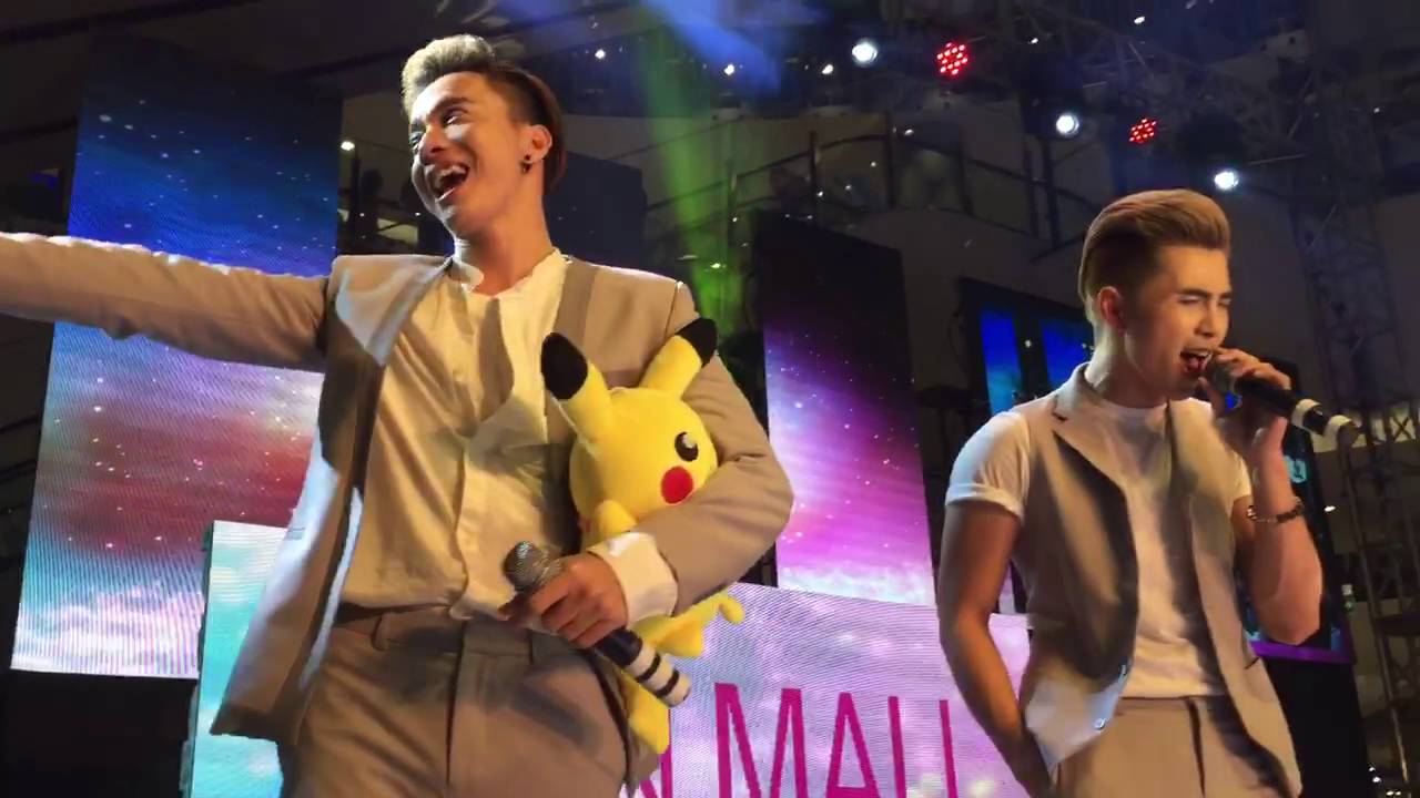 Isaac, Jun (nhóm 365) bật khóc cùng fan