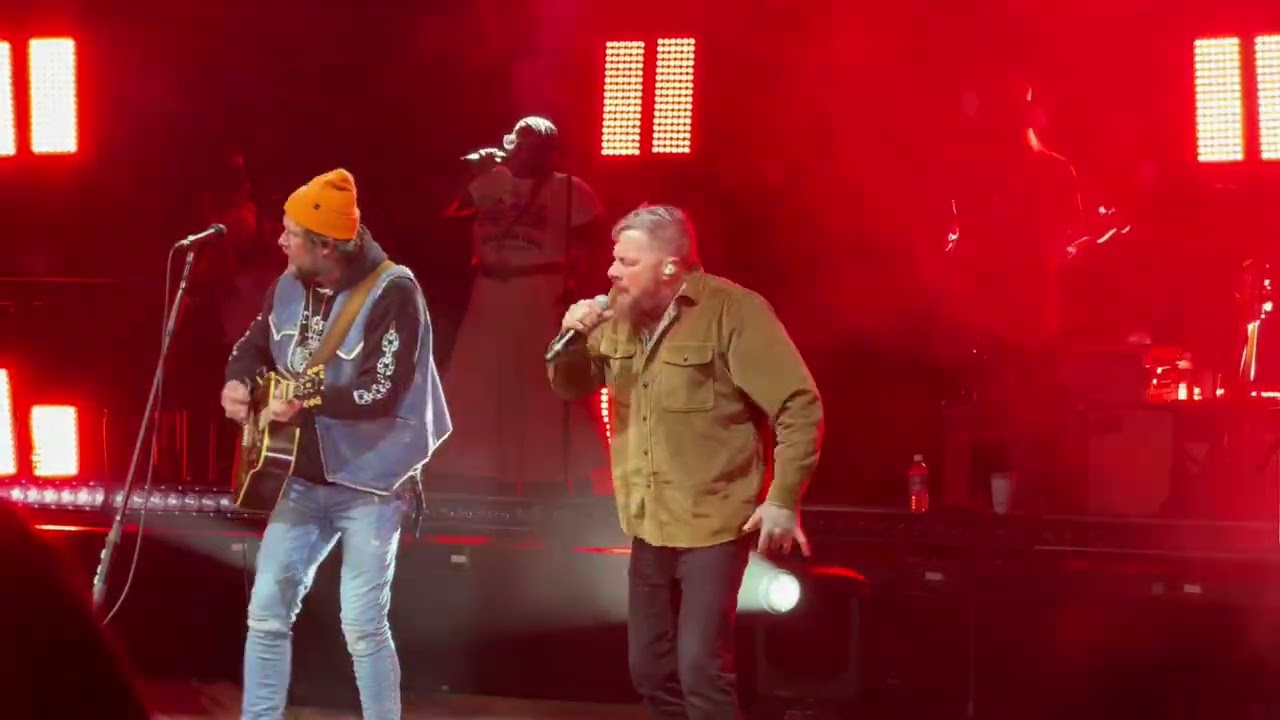 Wait For Me - Zach Williams featuring Ben Fuller LIVE at Red Rocks