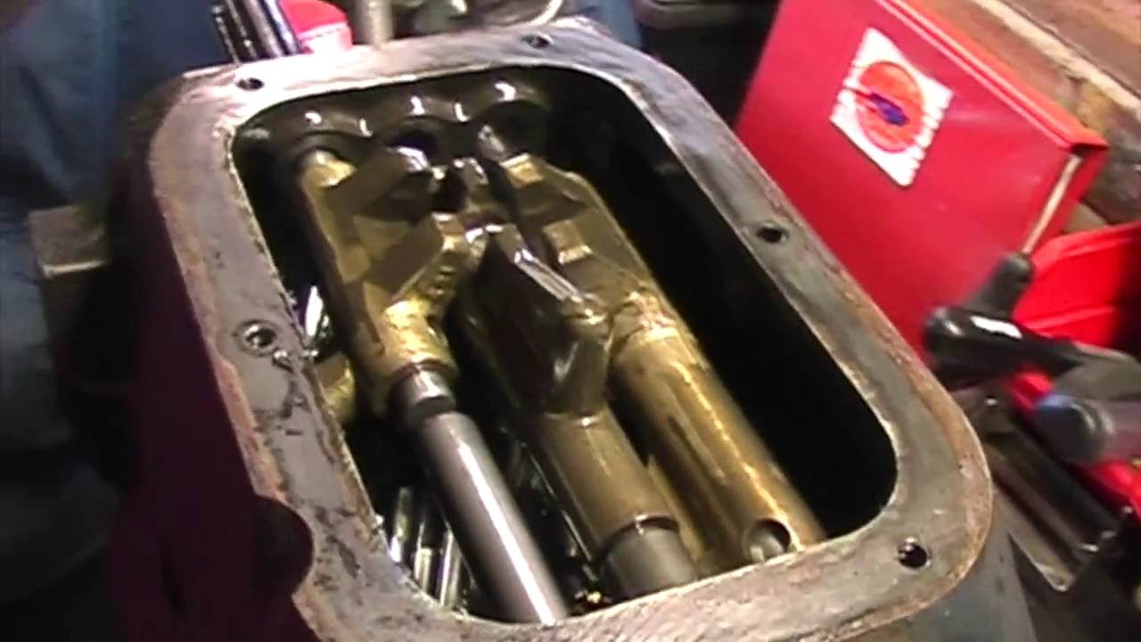 Sunbeam Alpine Gearbox & Overdrive Rebuild (Part One: The strip down)