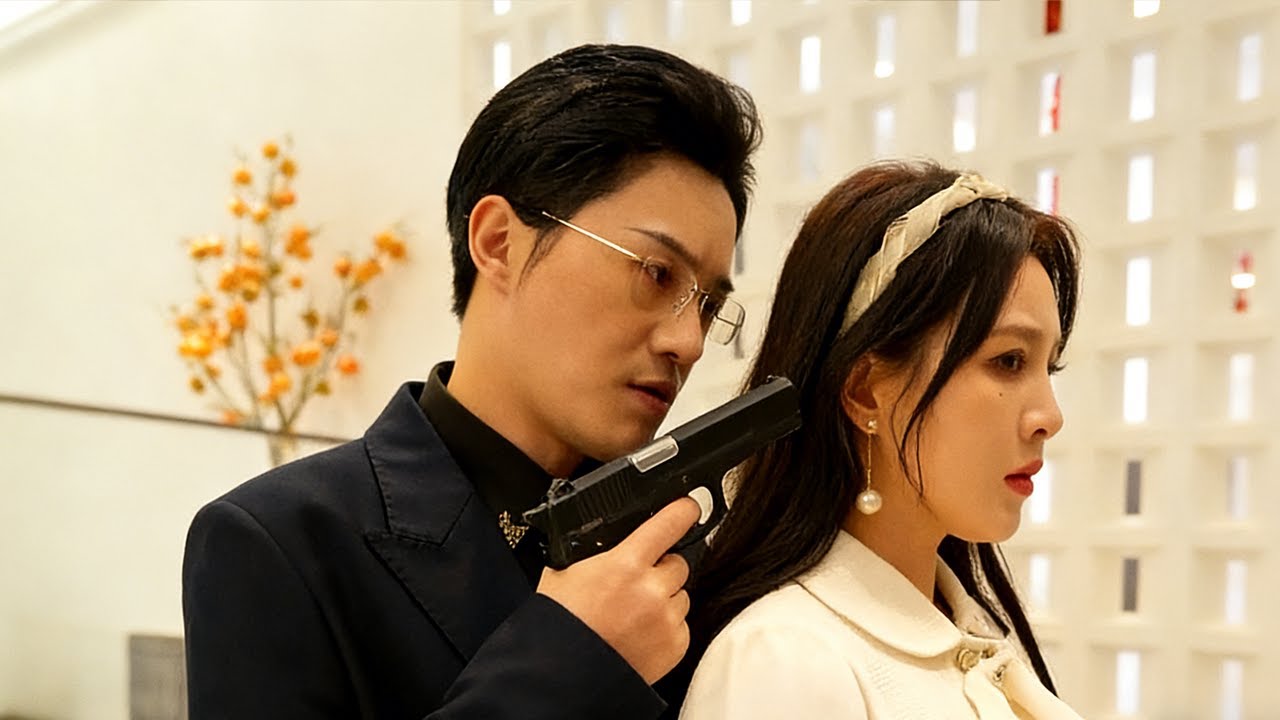 [Full Version] Deadly Heart Removal, Two Beauties Chase the Killer