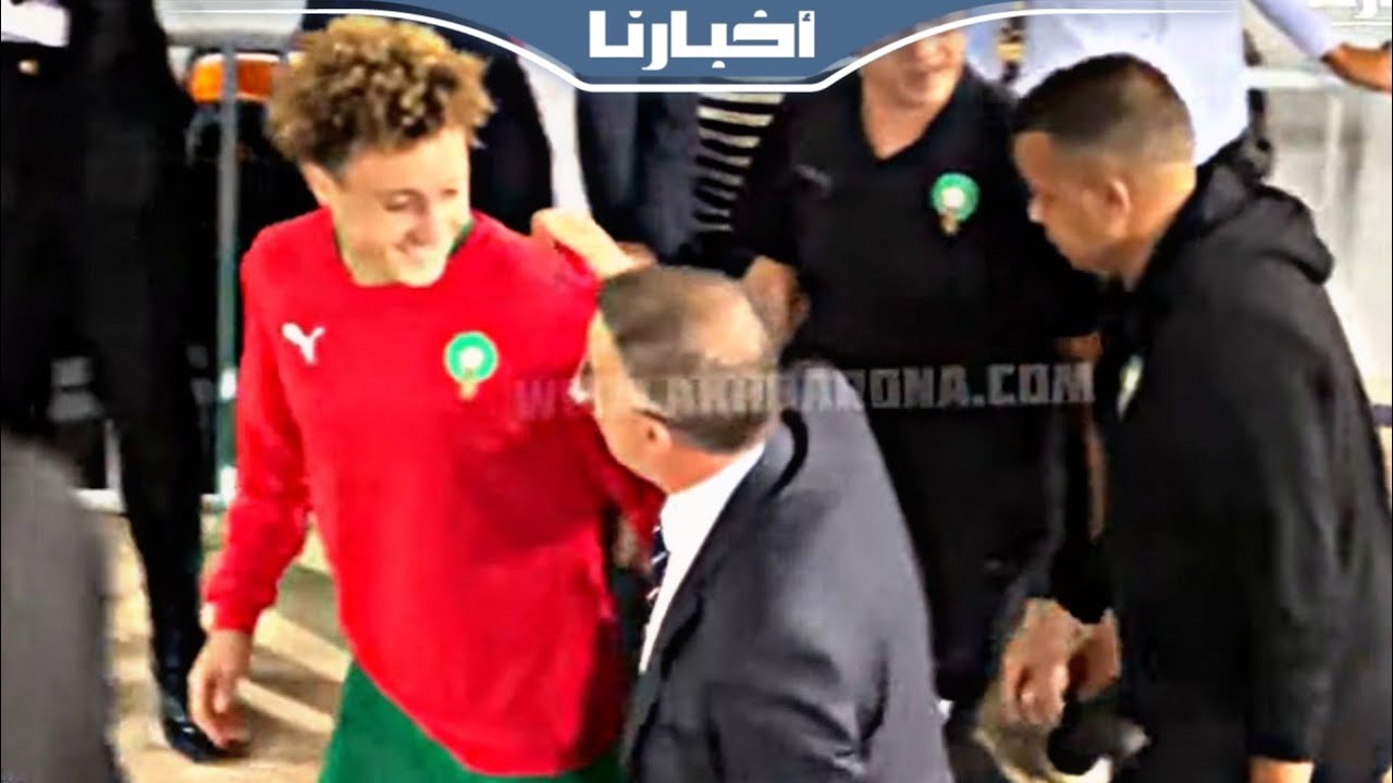 لقطة جميلة مع بنصغير.. لقجع يصافح لاعبي المنتخب بعد نهاية مباراة إفريقيا الوسطى