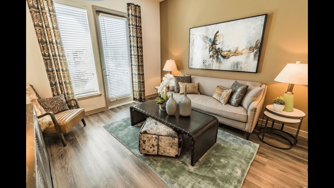 Jefferson West Love | Dallas Apartments