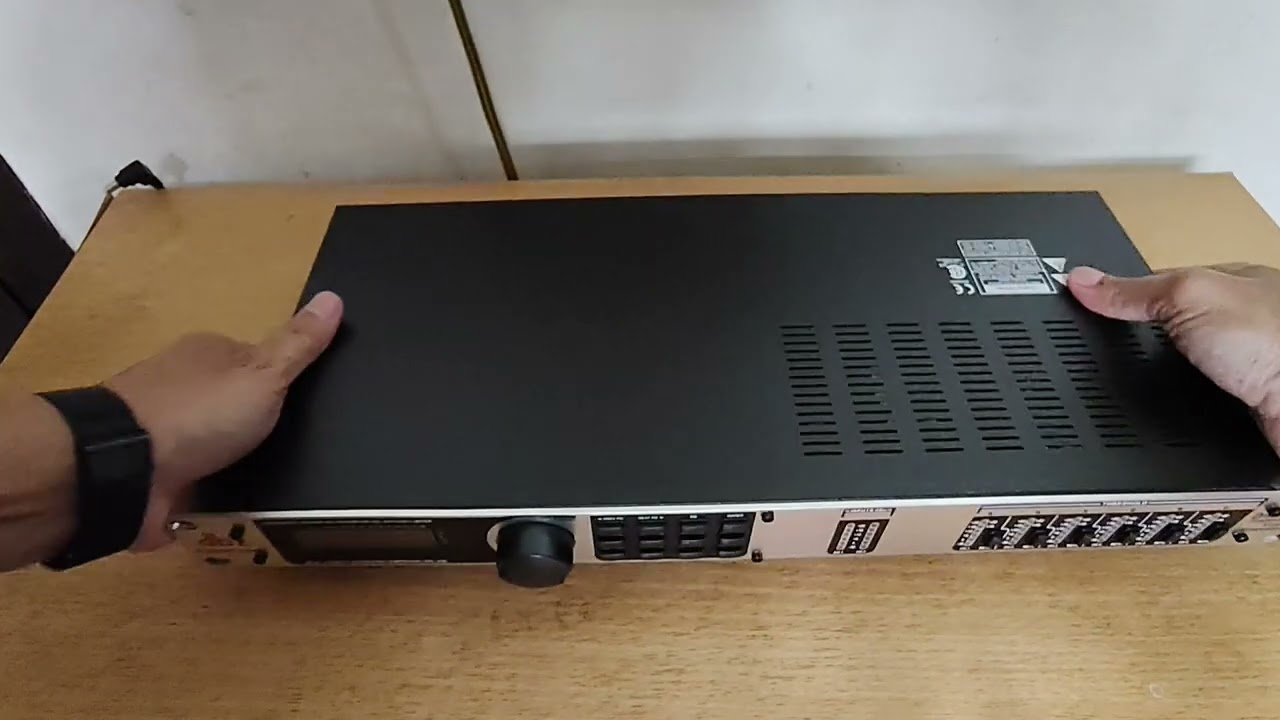 Unboxing DLMS DBX 260+ (Plus) | DriveRack 260+