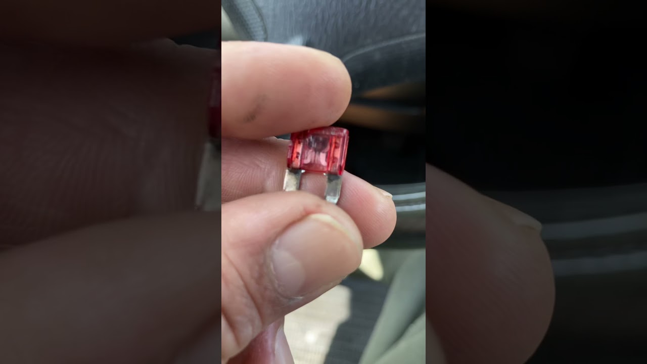 2002 Honda CR-V battery light on.