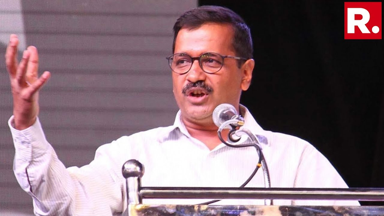 Delhi CM Arvind Kejriwal Backs West Bengal CM Mamata Banerjee | #MamataBlocksCBI