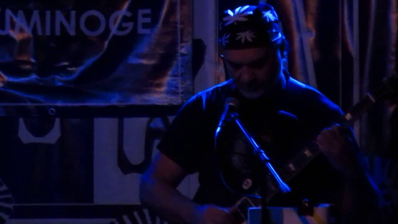 OBYWATEL NIP   w Pub Blues 2