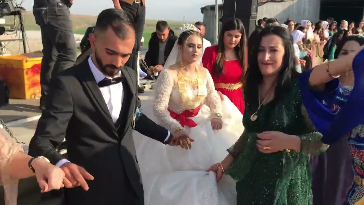 Zevgi Aşireti ( Hozan mehmet silopi ) yep yeni Aşiret Düğünü