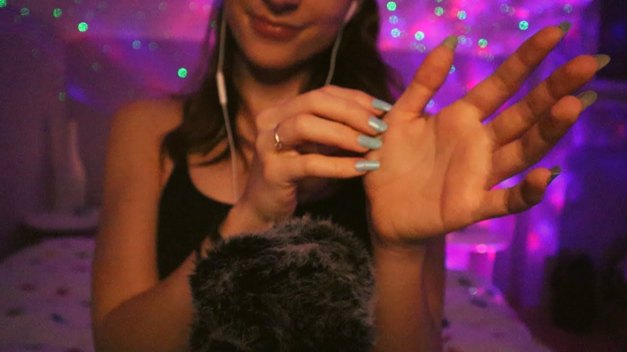 ASMR | SKIN SCRATCHING (w. Hand Movements & Lotion Sounds)😴