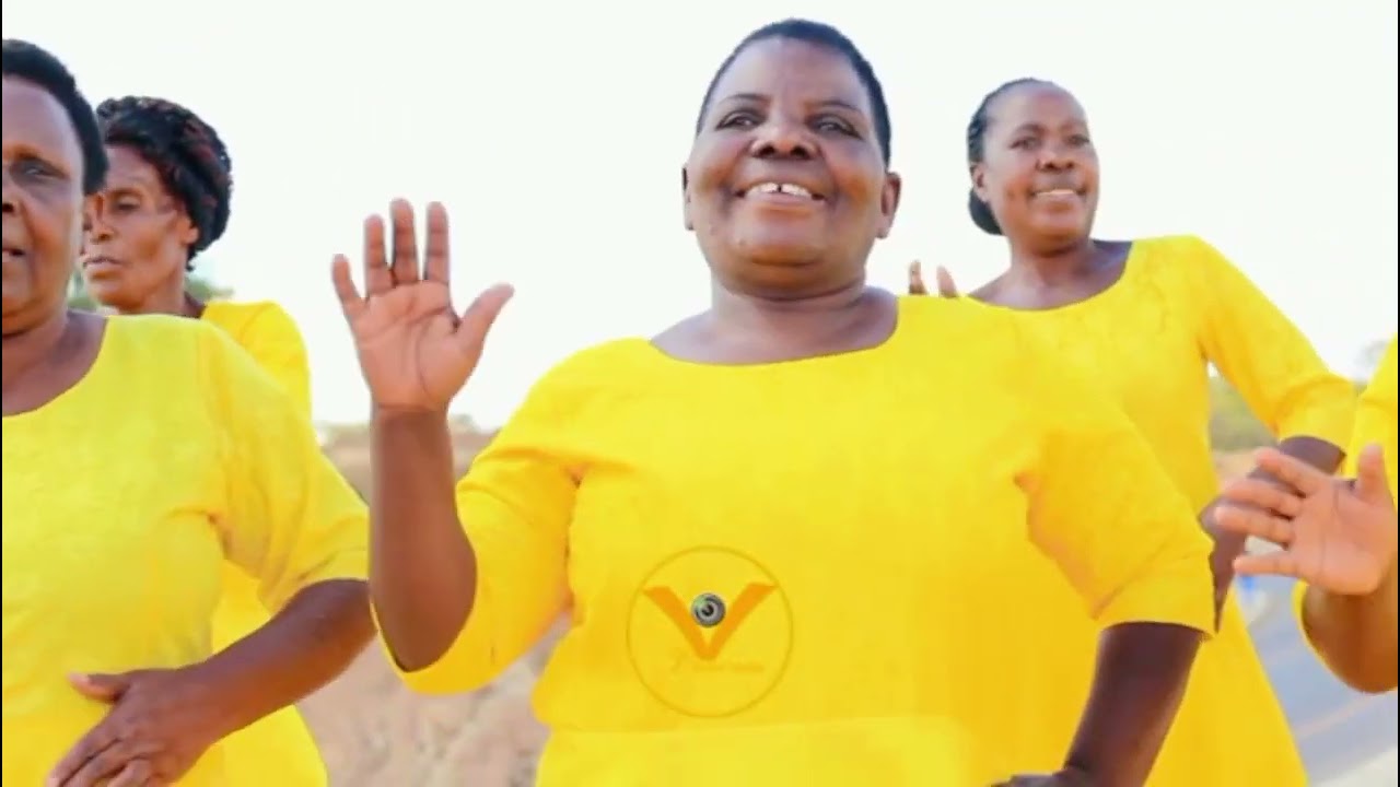 Amazing grace women's choir - Chotsa Sapato Zako