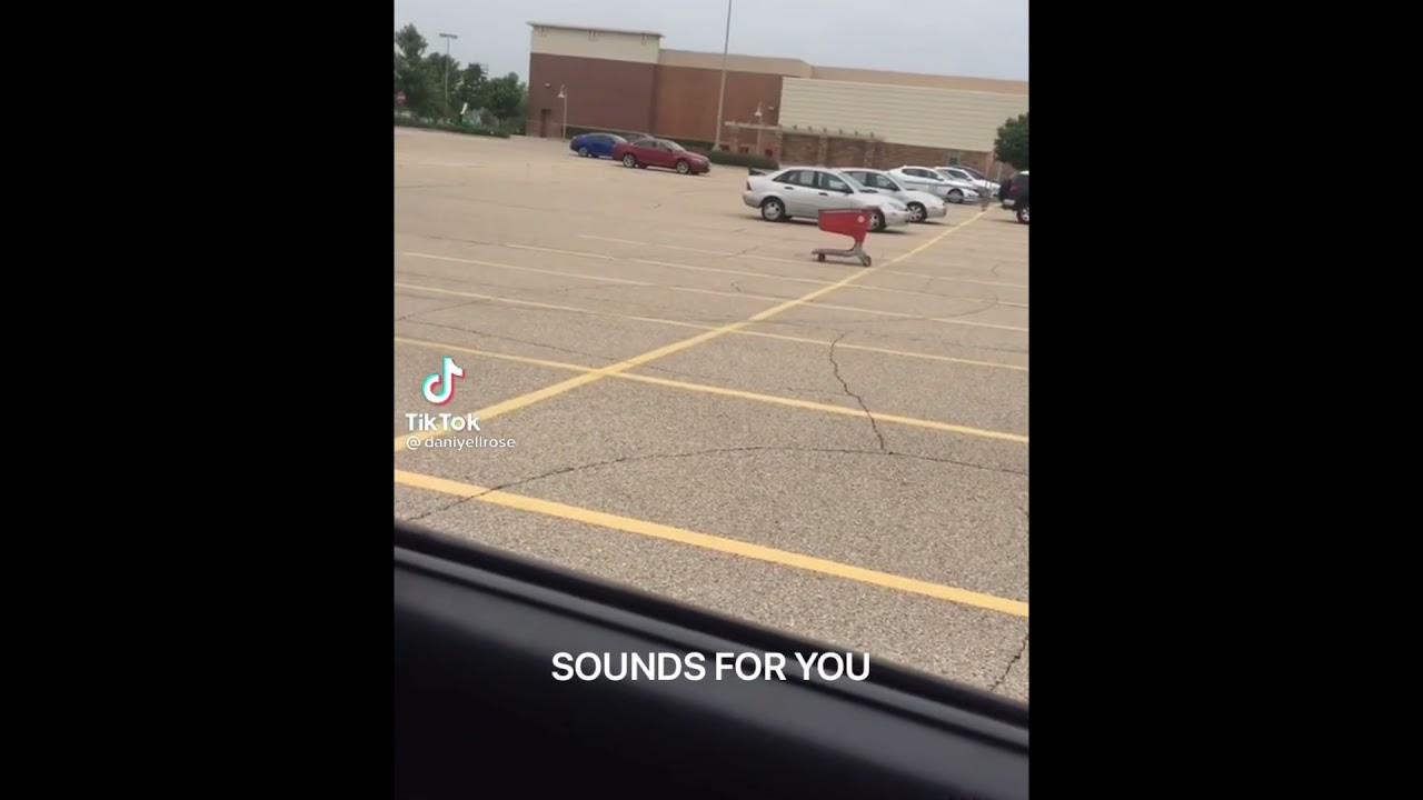 HELP HE’S ESCAPING THE KILLER IS ESCAPING HELP ME | Funny TikTok Viral Sound Compilation