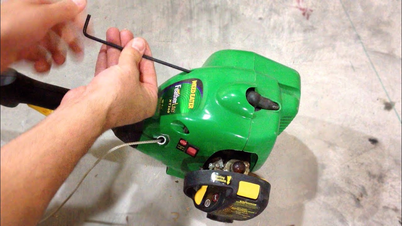 WeedEater string pull repair STRING WON'T RECOIL - FeatherLite XT260
