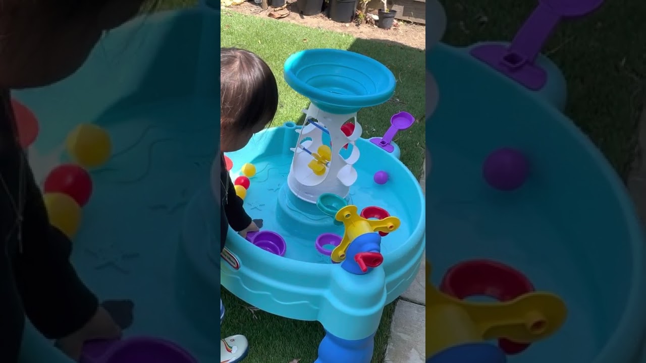 Little tikes spinning seas water table