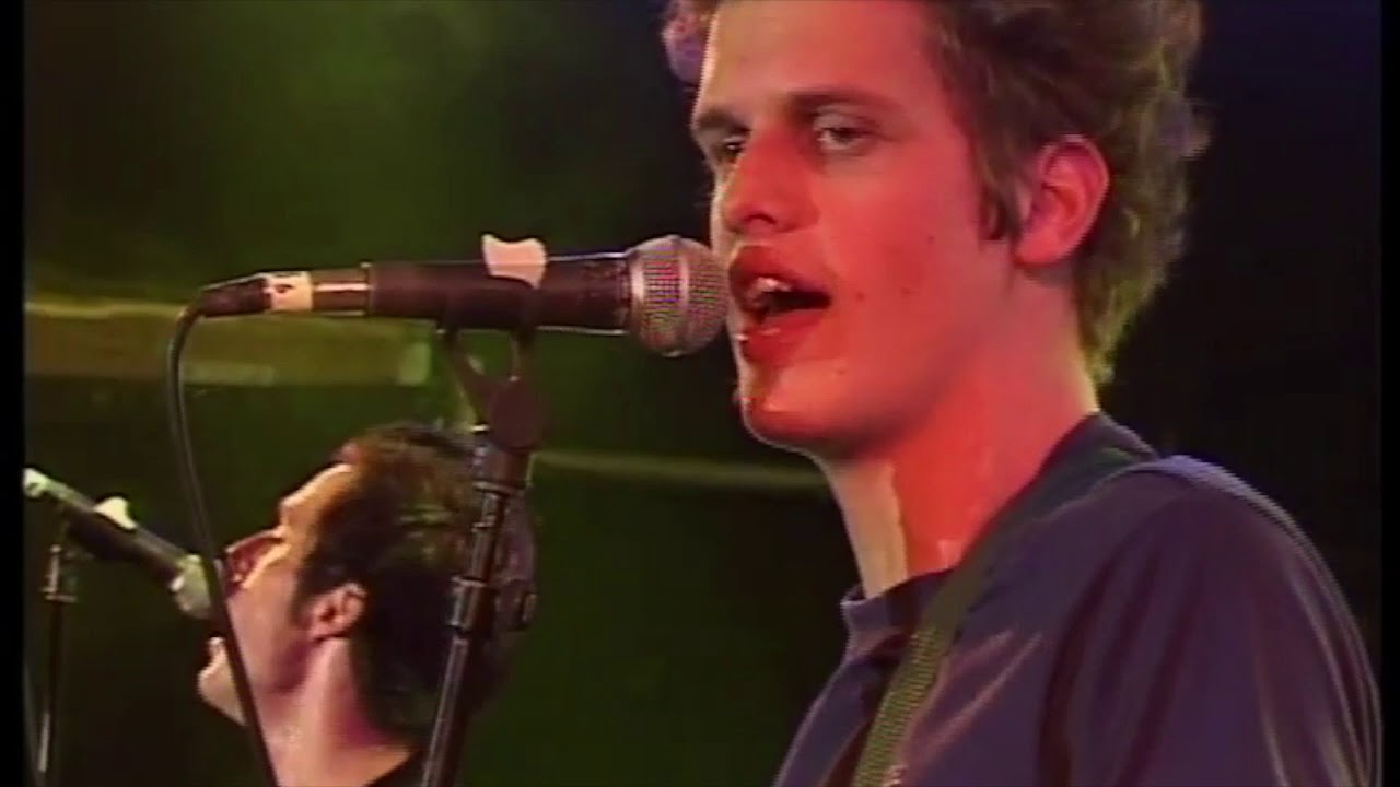 QQ Me - The Finkelstiens (LIVE Mr Price Pro 2004)