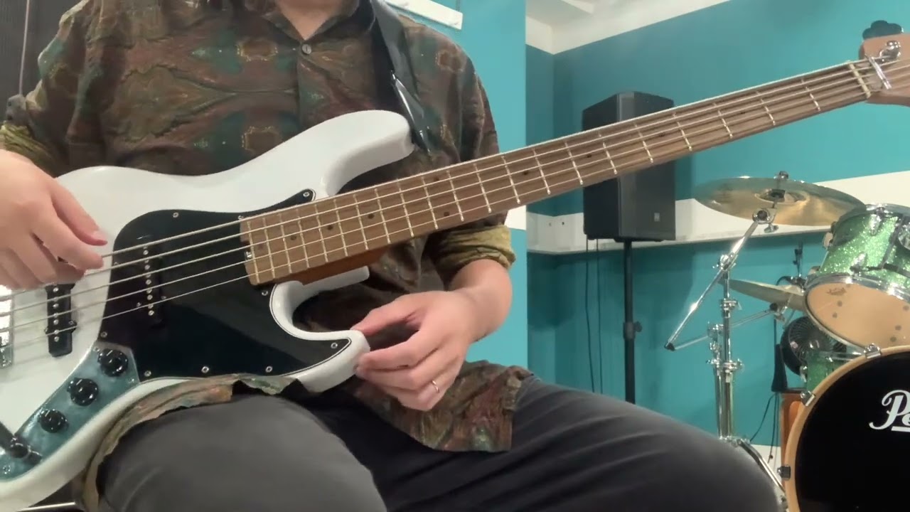 Roar to the future (bass)/fallen grace