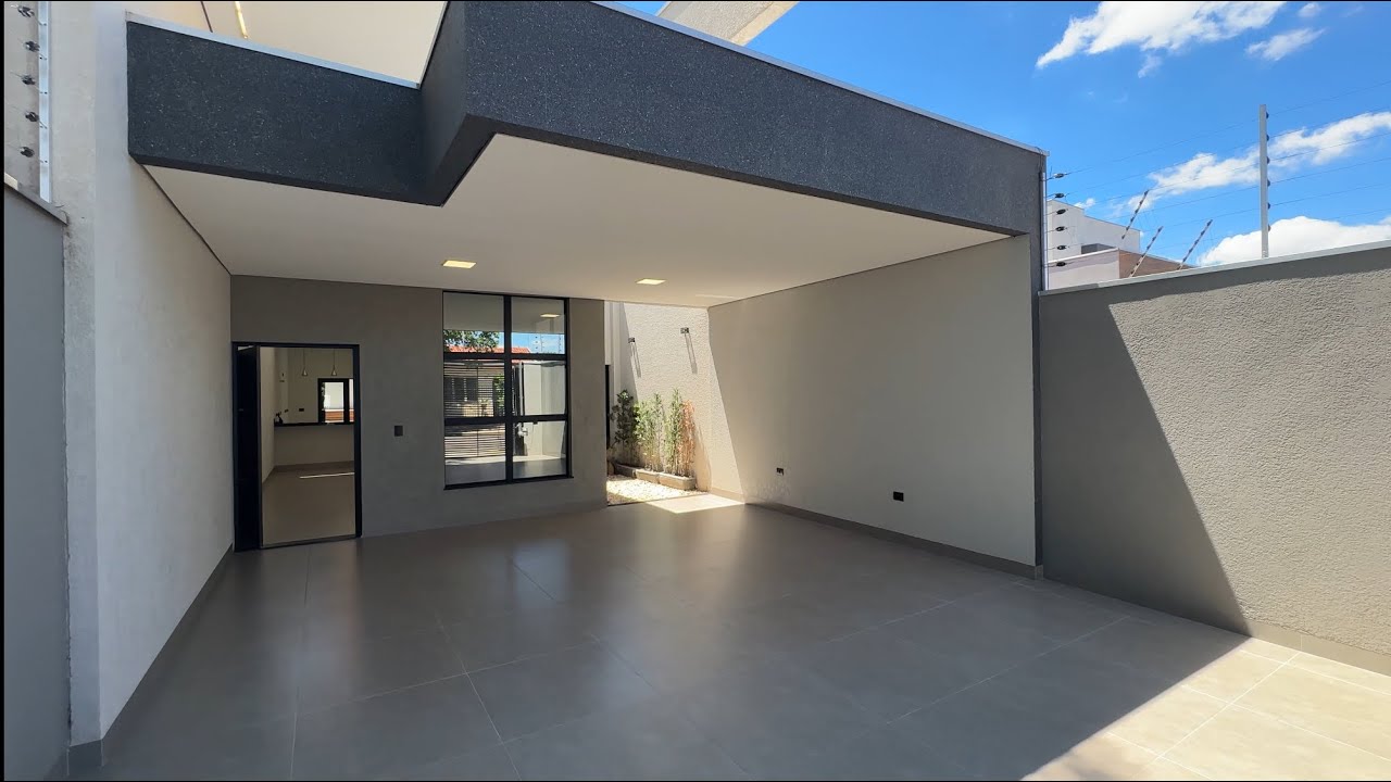 Casa à VENDA no JARDIM ALVORADA em Maringá