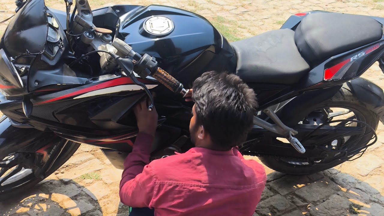 Pulsar rs 200 gearshaft No quickshifter #rs200 #pulsarrs200 #gauravautoenterprises #ytvideo #bajaj