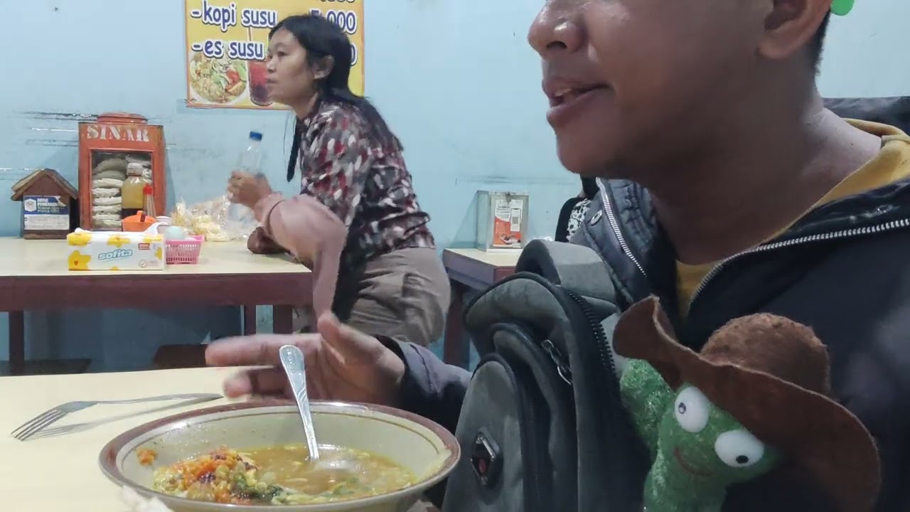 Makan soto