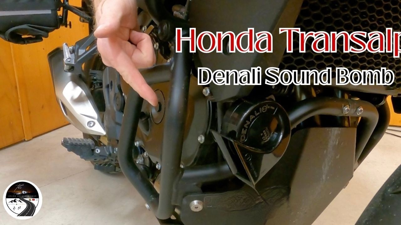 Установка Sound Bomb Mini на Honda Transalp Denali #honda #transalp #install #motorcycleparts