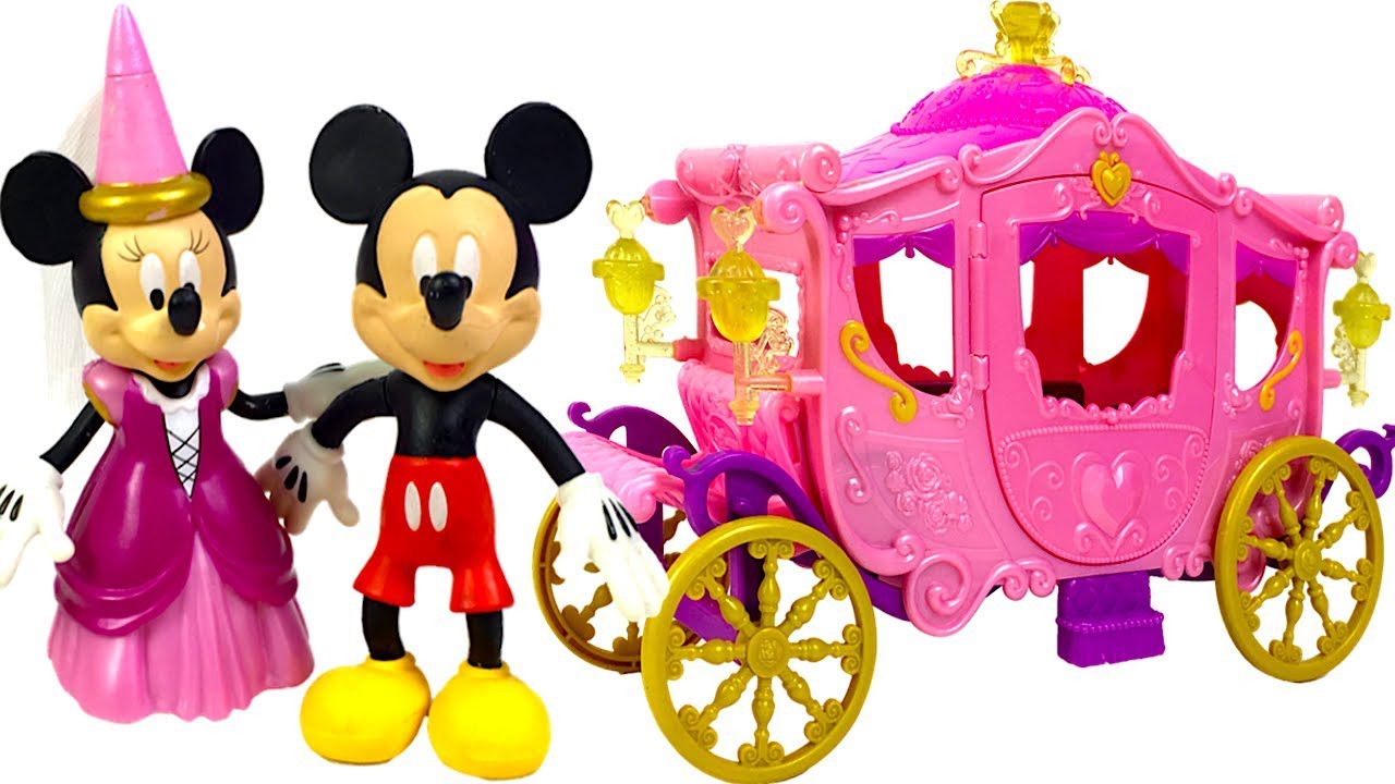 STORY WITH MINNIE MOUSE - MINNIE GETS INVITED TO A ROYAL BALL WITH DISNEY PRINCESSES AURORA & ARIEL