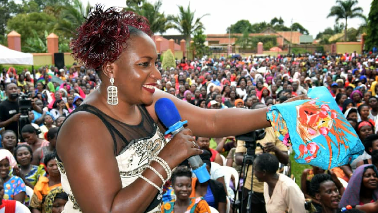 Mujja wange anfukidde ekizibu ..... Ebaluwa ya  Mulongo Babirye Ku Star FM
