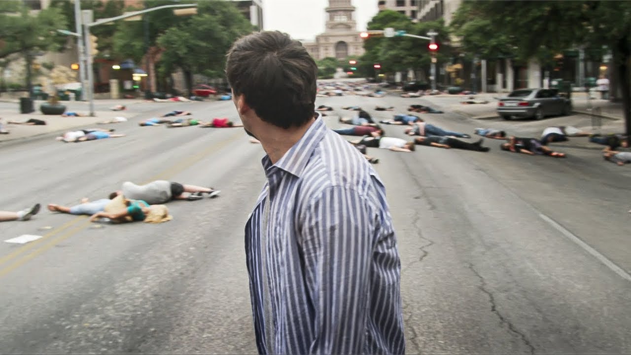 IL A SURVECU à l'APOCALYPSE DU SOMMEIL, mais maintenant s'endormir est fatal.