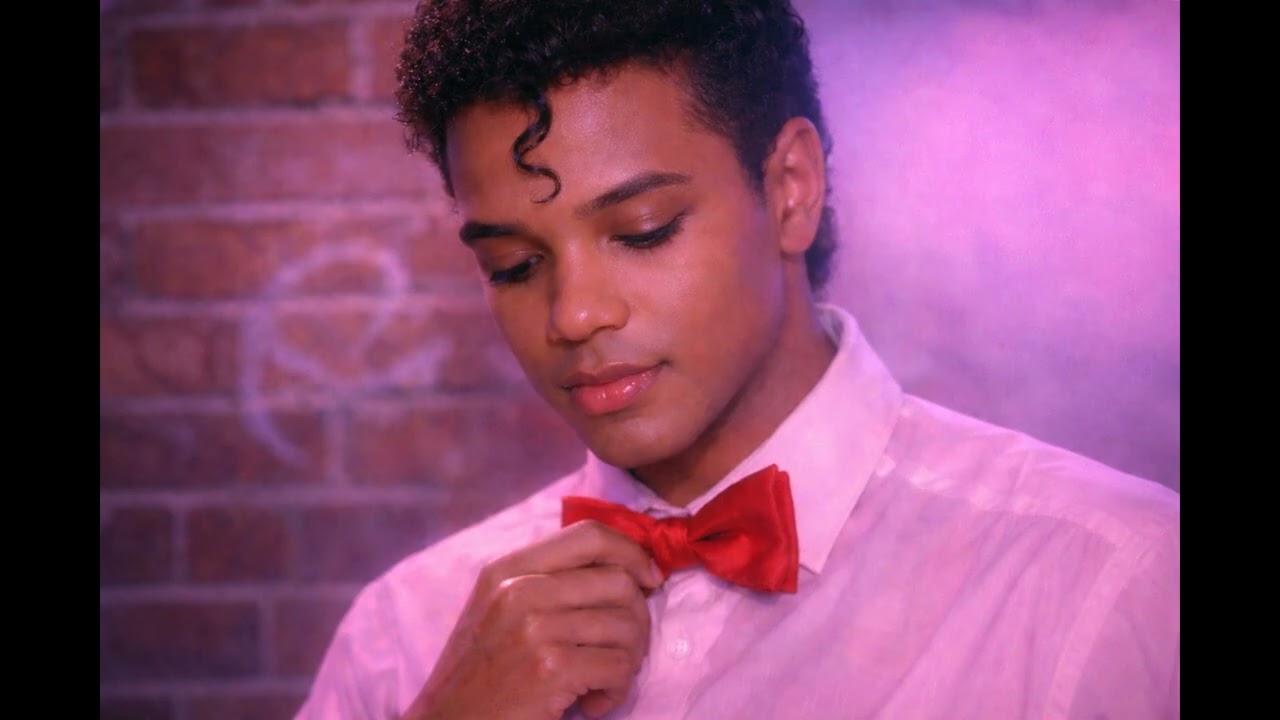 Michael Jackson – Billie Jean (Official Music)