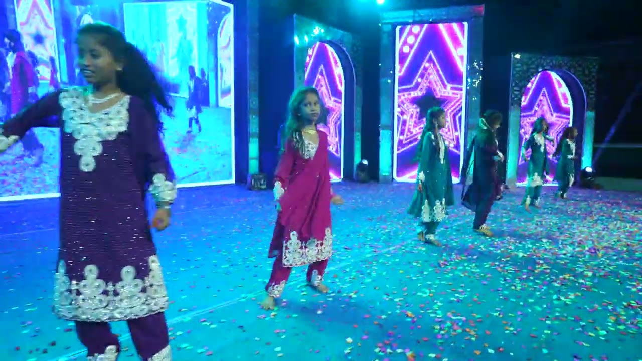 011  MERE MEHBOOB MERE SONG DANCE PERFORMANCE     5th CLASS