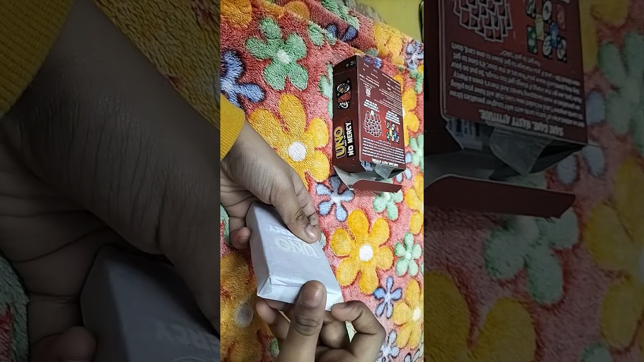 UNBOXING UNO SHOW'EM NO MERCY 