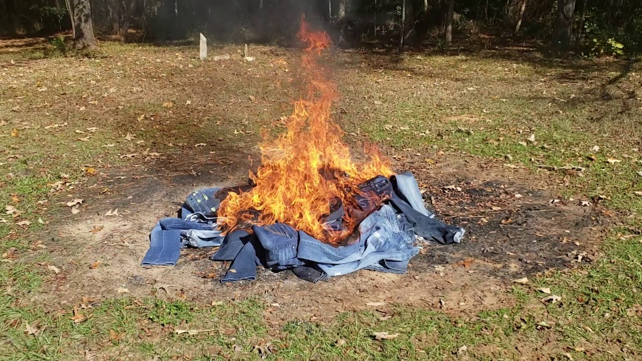 Burning Stuff 842: Collection of Jeans