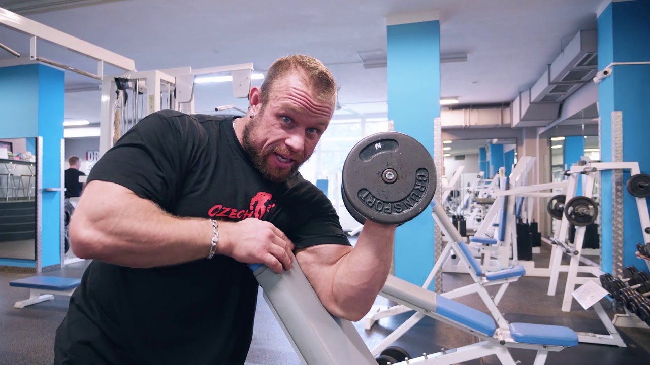 TOP 5 NEJLEPŠÍCH CVIKŮ NA BICEPS - TOP 5 ZE SVĚTA FITNESS