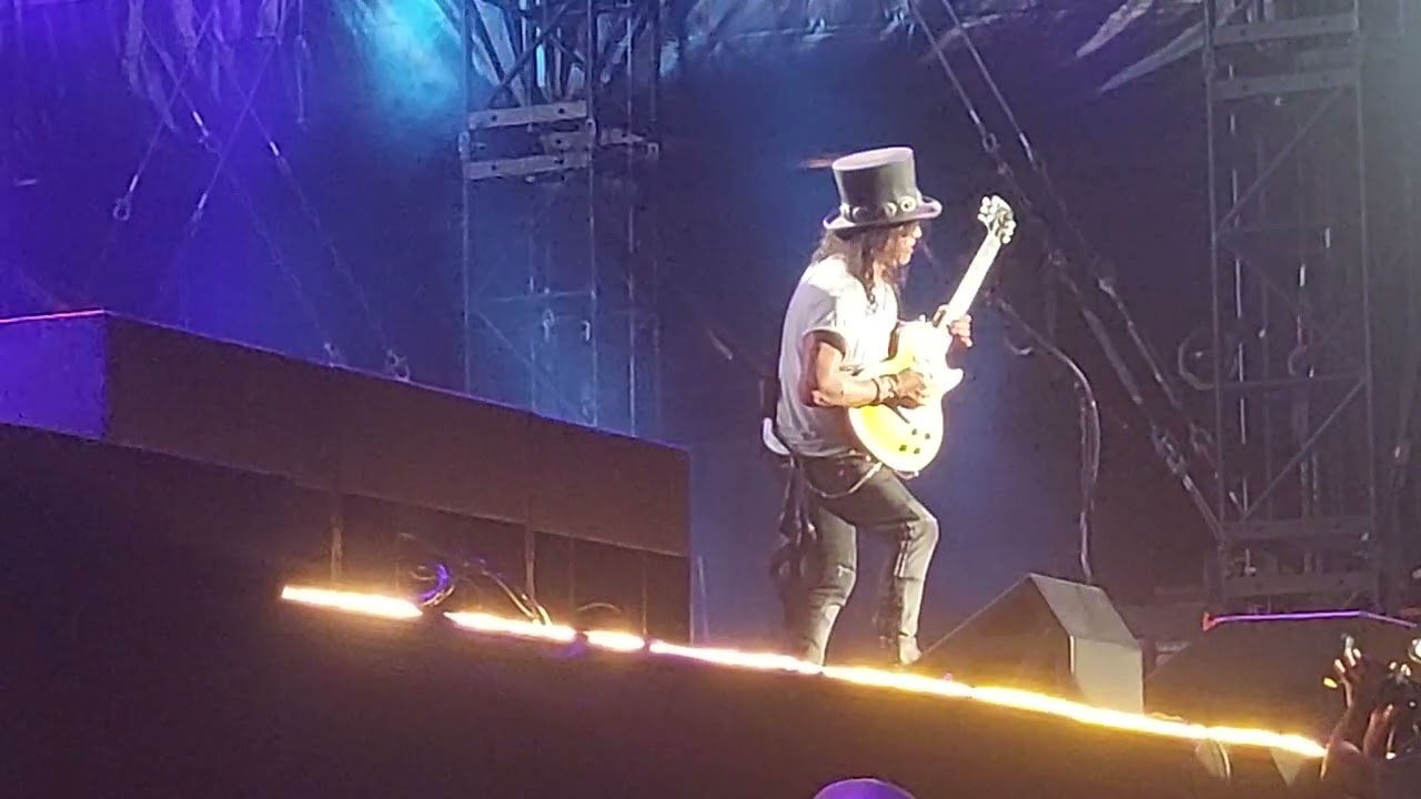 Guns N' Roses - Band introduction, Slash's Solo and Sweet Child O' Mine - 19.07.2023. Budapest