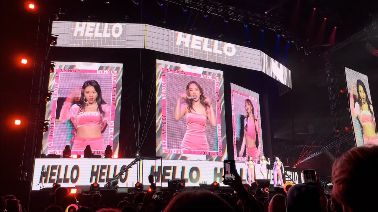 220227 TWICE - 