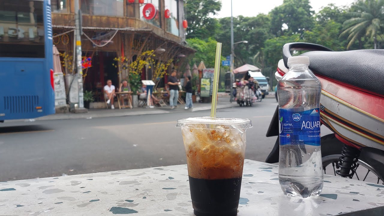Afternoon Coffee, Pham Ngu Lao, Saigon, Vietnam 