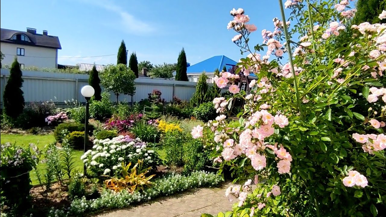 ПРОГУЛКА ПО РАЙСКОМУ САДУ ТАМАРЫ 🌿🌹🌷💐💐 ДИЗАЙН САДА СВОИМИ РУКАМИ 🤩🤩walk in a beautiful garden