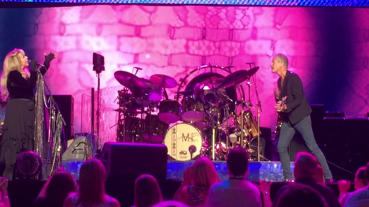 Fleetwood Mac - Sara - Brisbane, Australia 10 November 2015