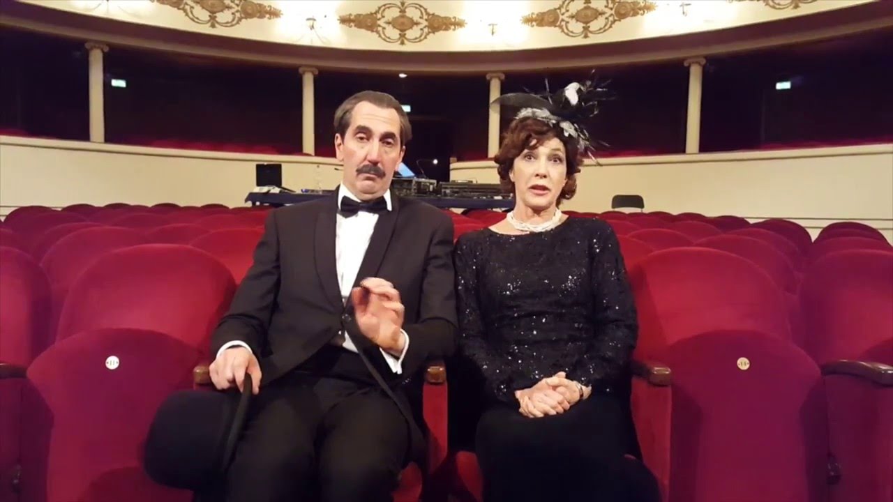 Nudi e crudi di Alan Bennett con Maria Amelia Monti, Paolo Calabresi