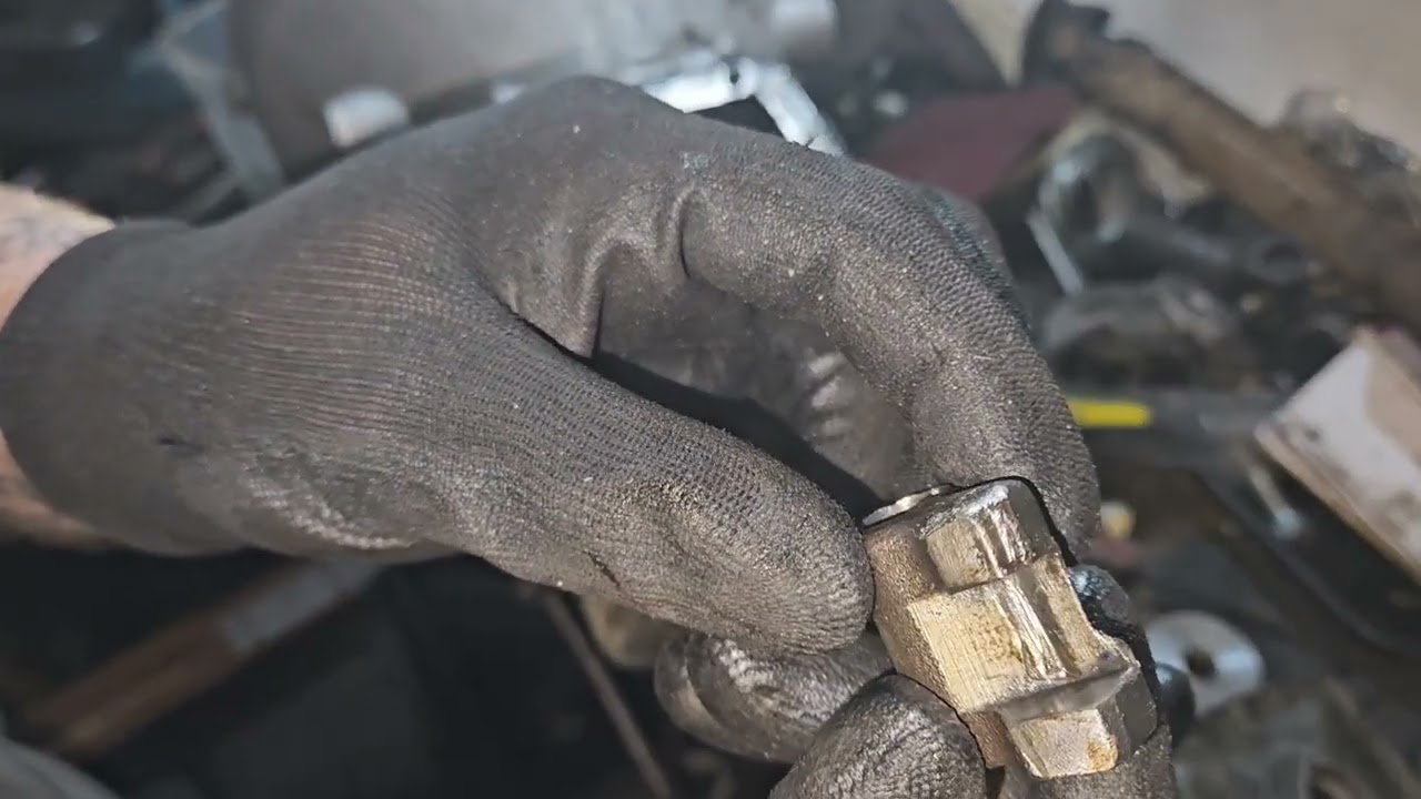 reliant robin teardown of a 