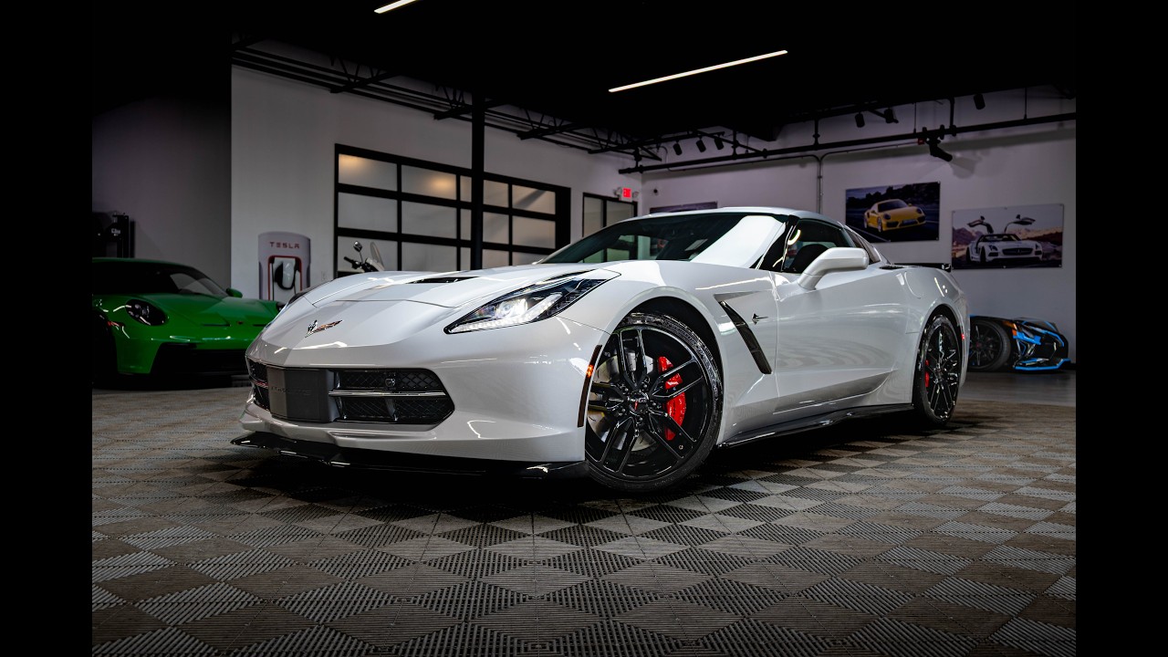 2019 Chevrolet Corvette Stingray Z51! Only 2K miles! Blade Silver Metallic! 2LT Package!