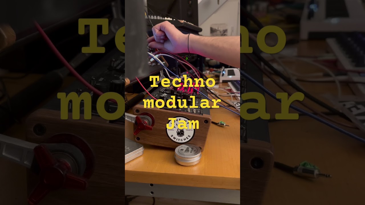 ftrsystm - technojam001 (#eurorack #modulartechno #modularjam #techno #synth #synthesizer #ftrsystm)