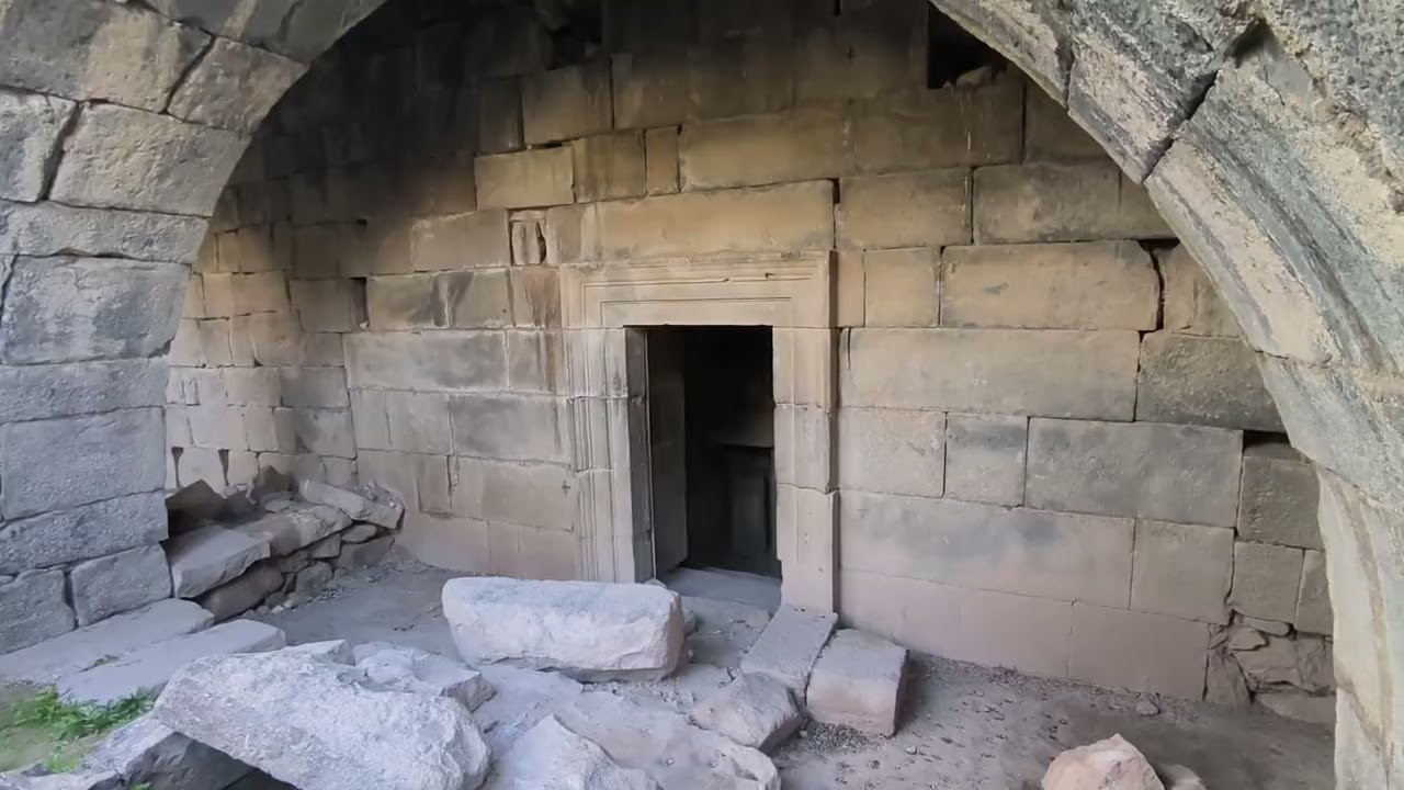Jordania. Starożytna Gadara - Mauzoleum. Luty 2026