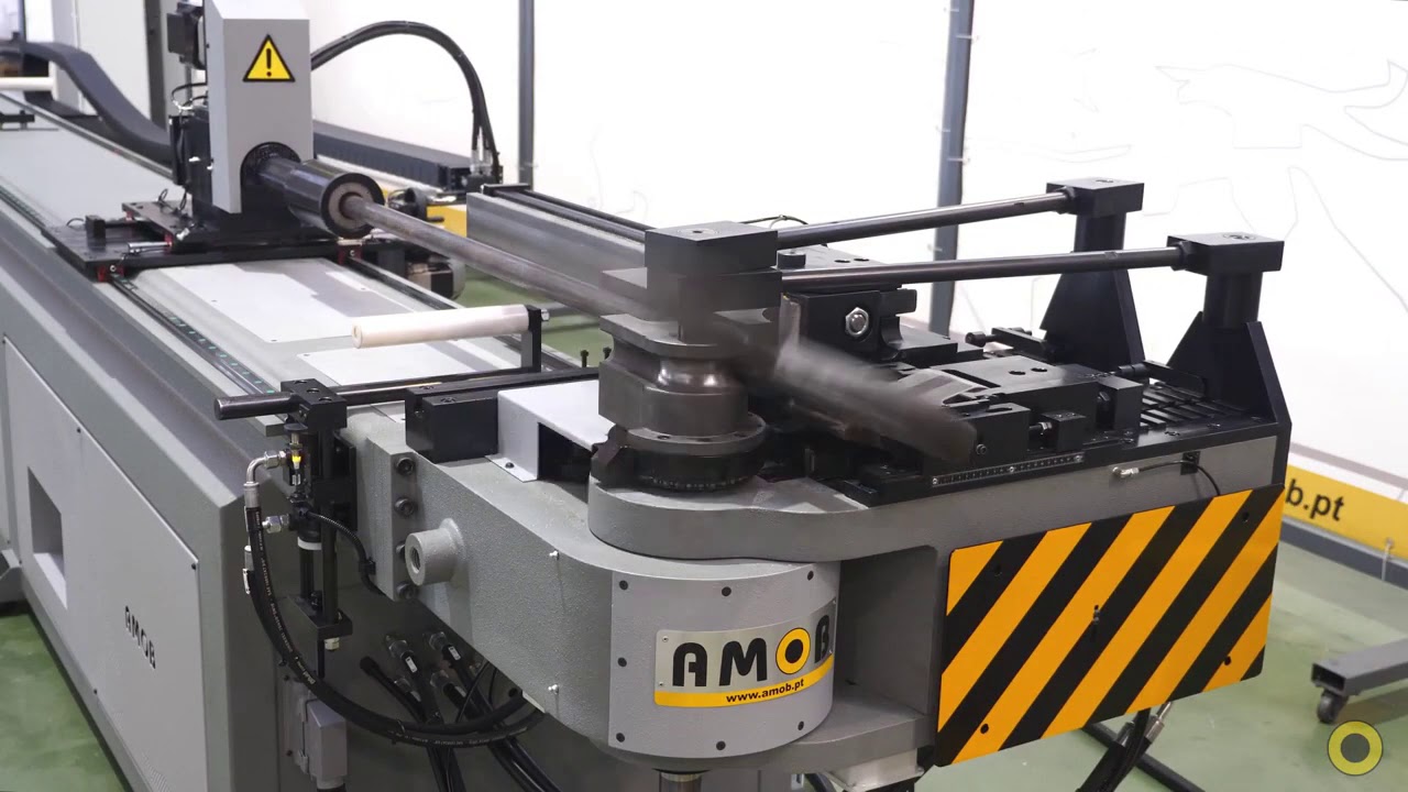 AMOB doornbuigmachine CH 60 CNC