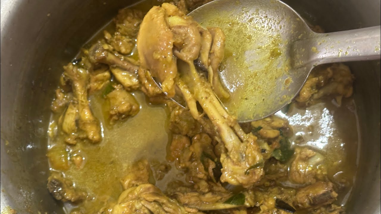 HYADERABAD CHILL CHIKEN RECIPE | |hyderabad chilli chicken recipe in Telugu || #greenchiken curry 