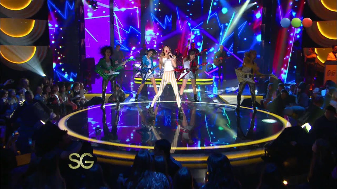 Violetta canta  