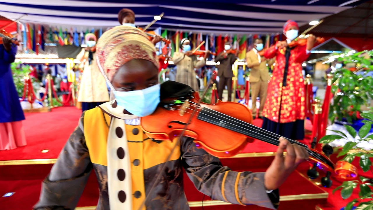 YUPO MUNGU MBIGUNI