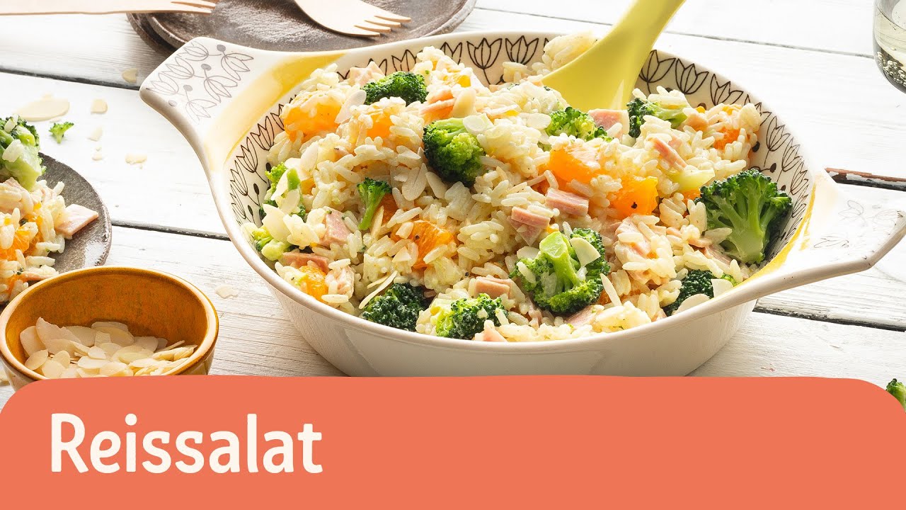 Reissalat mit Mandarinen – der klassisch-leichte Sommergenuss 🍊🥦 | REWE Deine Küche