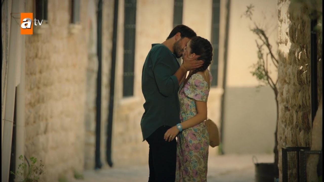 Ayse & Ferit [Kalp Yarasi]// Hold On
