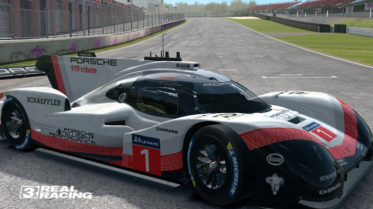 REAL RACING 3/ PORCHE 