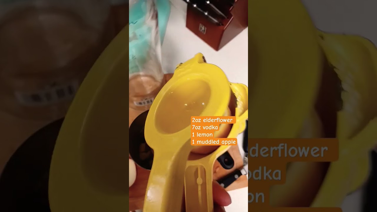 #johnnyappletini #new #cocktail #cocktail #lifestylevlog #drink #instrgram #tiktok #homebartender